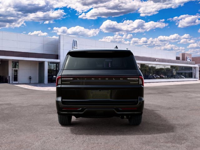 New 2027 Lincoln Navigator Reserve w/ Jet Appearance Package AWD/4WD image 7