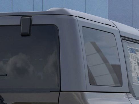 New 2025 Ford Bronco Badlands image 25