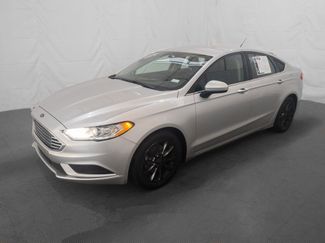 Used 2017 Ford Fusion SE w/ Fusion SE Technology Package video 1