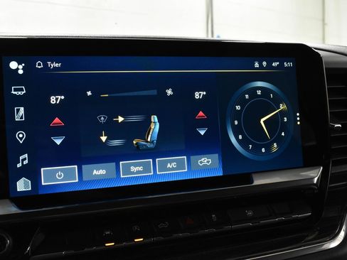 Used 2024 Chevrolet Silverado 1500 RST image 17