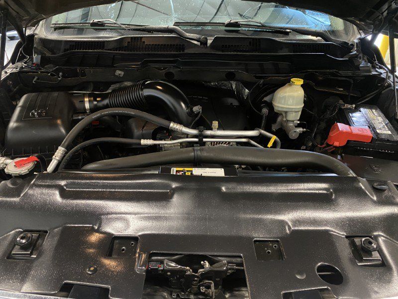 Used 2015 RAM 1500 Laramie w/ Convenience Group AWD/4WD image 26