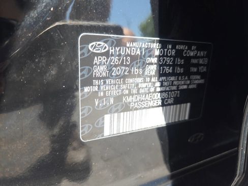 Used 2013 Hyundai Elantra Limited image 15