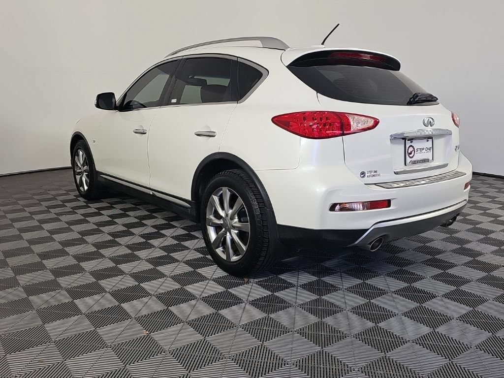 Used 2017 INFINITI QX50 2WD w/ Premium Package image 7