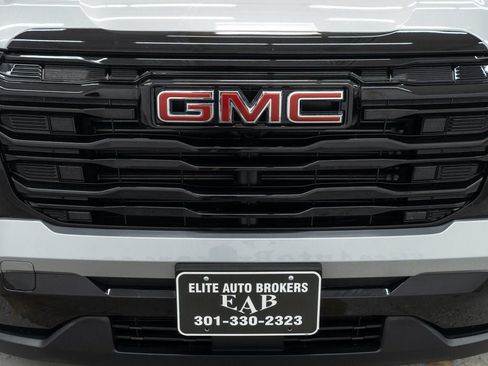Used 2026 GMC Terrain Elevation w/ Black Edition AWD/4WD image 37