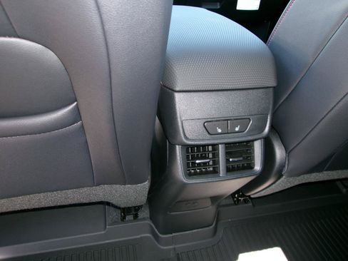 New 2026 Chevrolet Equinox RS w/ Convenience Package III FWD image 13