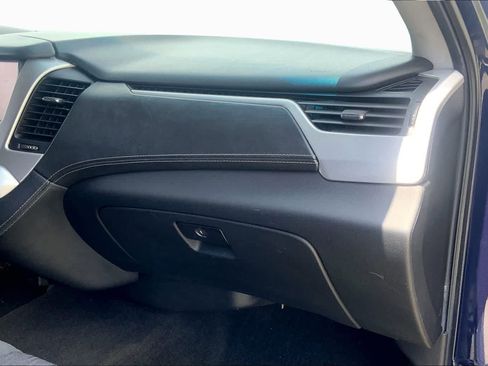 Used 2018 GMC Yukon SLE RWD image 17