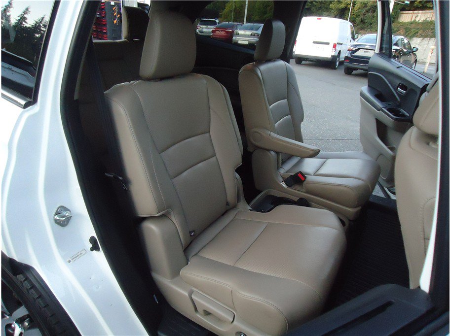 Used 2016 Honda Pilot Elite image 15