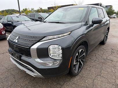 Used 2024 Mitsubishi Outlander SE