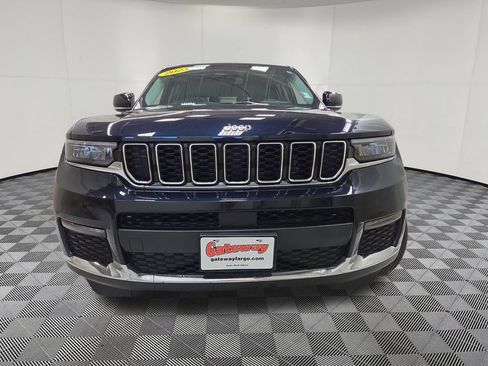Used 2023 Jeep Grand Cherokee L Limited AWD/4WD image 5