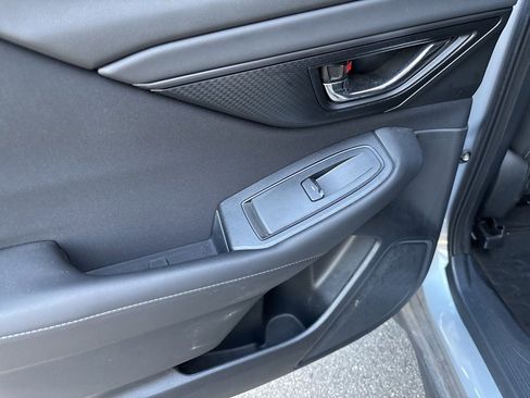 Used 2021 Subaru Outback Premium image 6