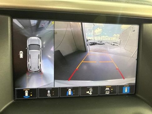 Used 2023 GMC Acadia Denali w/ Denali Ultimate Package FWD image 26