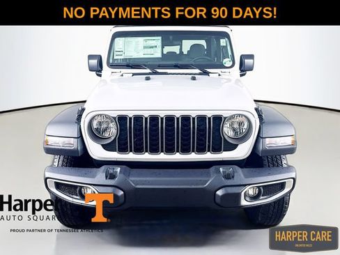 New 2026 Jeep Gladiator Sport AWD/4WD image 2
