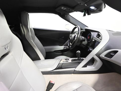 Used 2014 Chevrolet Corvette Z51 w/ 3LT Preferred Equipment Group image 20