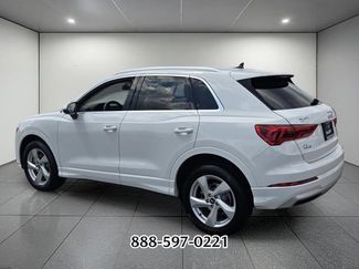 Used 2021 Audi Q3 2.0T Premium AWD/4WD video 3