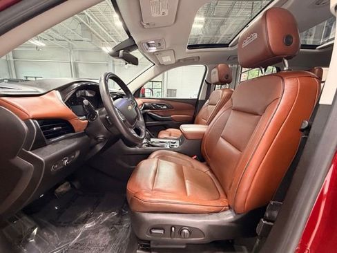 Used 2018 Chevrolet Traverse High Country AWD/4WD image 23