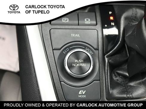 Used 2021 Toyota RAV4 XLE image 13