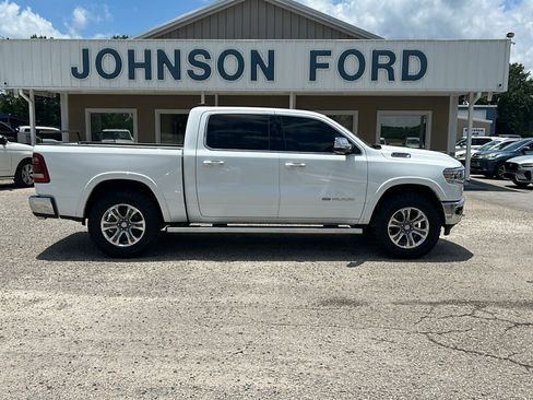 Used 2022 RAM 1500 Limited AWD/4WD image 1