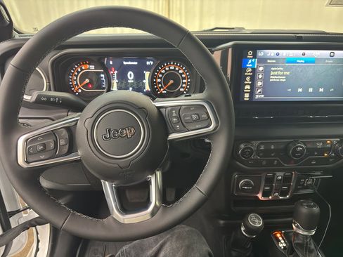New 2025 Jeep Wrangler Sahara image 18