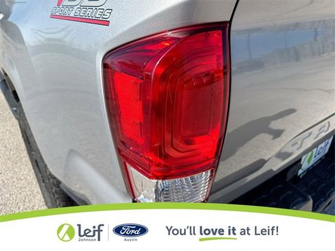 Used 2016 Toyota Tacoma SR5 w/ Towing Package image 37