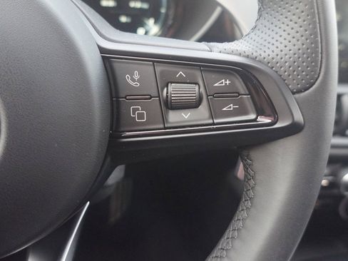 New 2024 Alfa Romeo Giulia Sprint image 19