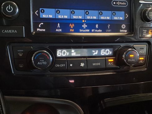 Used 2020 Nissan Maxima 3.5 SV w/ Floor Mat Group FWD image 18