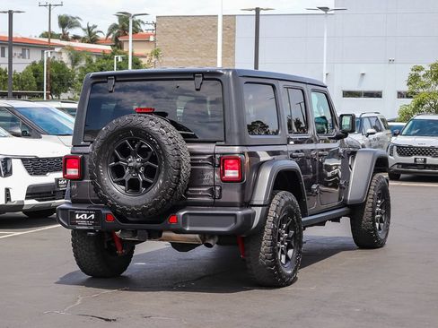 Used 2024 Jeep Wrangler Unlimited Sport AWD/4WD image 4