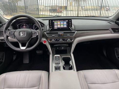 Used 2018 Honda Accord EX-L image 17