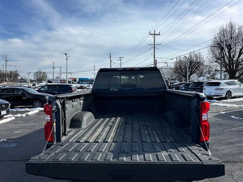 Used 2022 Chevrolet Silverado 2500 High Country w/ Z71 Off-Road Package image 27