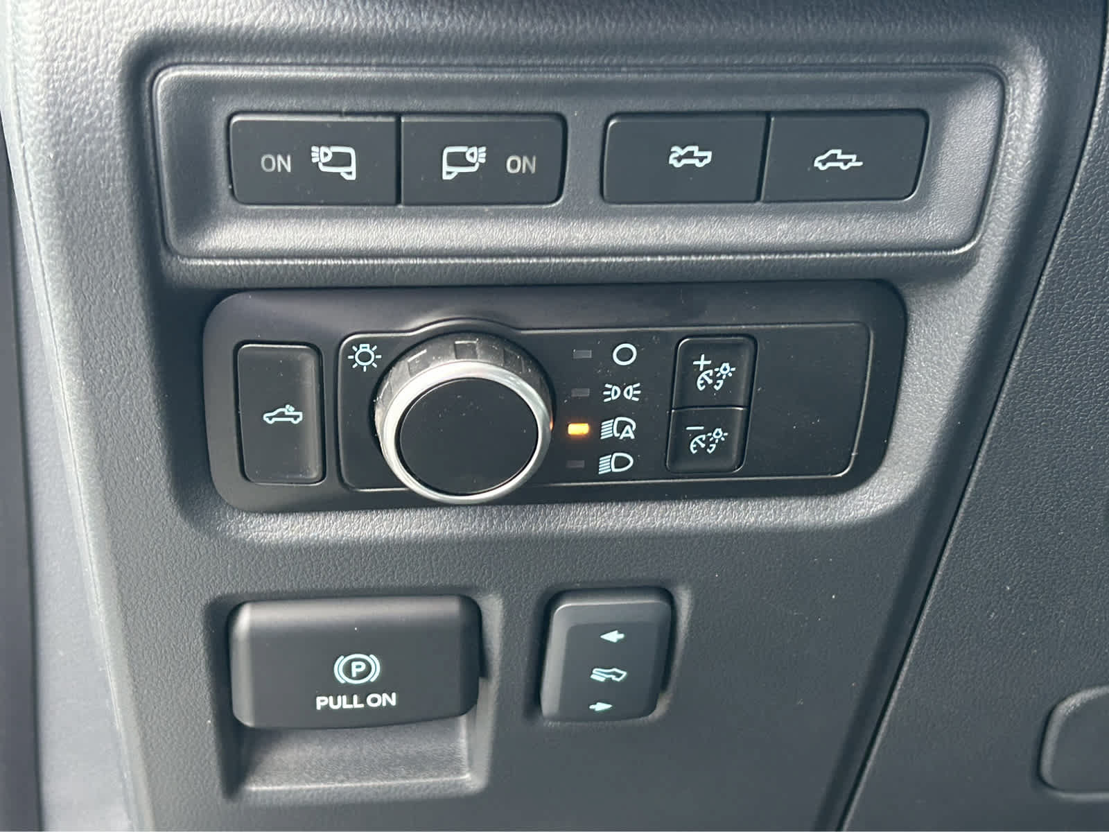 New 2023 Ford F150 Lightning Lariat AWD/4WD image 30