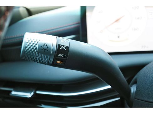 Used 2025 Genesis G80 2.5T Sport Prestige image 19