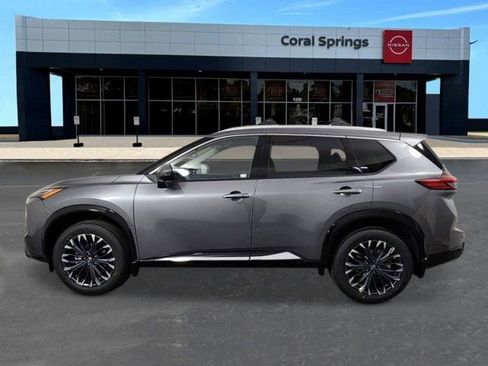 New 2026 Nissan Rogue Platinum AWD/4WD image 2