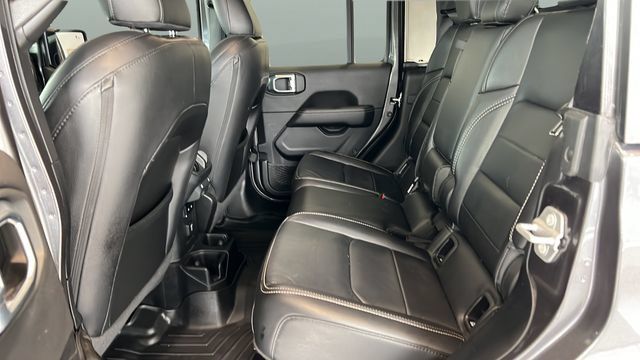 Used 2021 Jeep Gladiator Overland w/ Uconnect 4C Nav & Sound Group AWD/4WD image 17