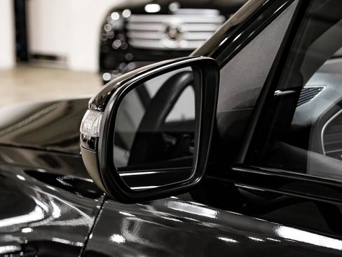 Used 2022 Mercedes-Benz GLE 350 4MATIC w/ AMG Line Exterior image 34