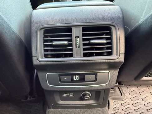 Used 2022 Audi SQ5 Premium Plus image 31