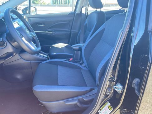 Used 2025 Nissan Versa SV image 24