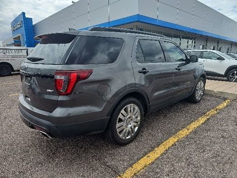 Used 2016 Ford Explorer Sport w/ Equipment Group 401A AWD/4WD image 3