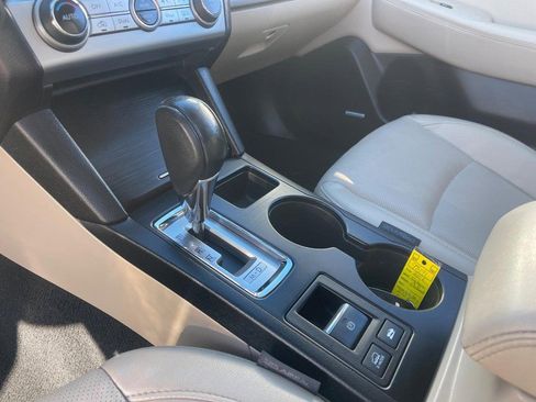 Used 2016 Subaru Outback 2.5i Limited image 23