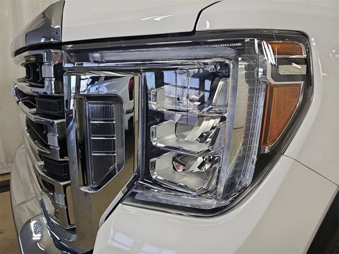 Certified 2021 GMC Sierra 2500 SLT w/ X31 Off-Road Package image 36