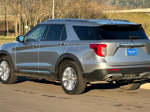 Used 2020 Ford Explorer Limited w/ Class III Trailer Tow Package image 5