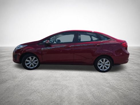 Used 2013 Ford Fiesta SE FWD image 5