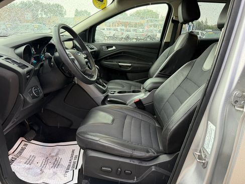 Used 2015 Ford Escape SE w/ SE Chrome Package FWD image 6