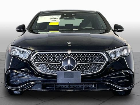 New 2026 Mercedes-Benz E 350 4MATIC Sedan image 2