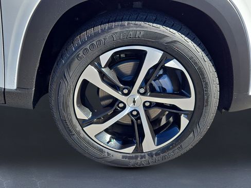 New 2026 Chevrolet Trax RS w/ Driver Confidence Package image 10