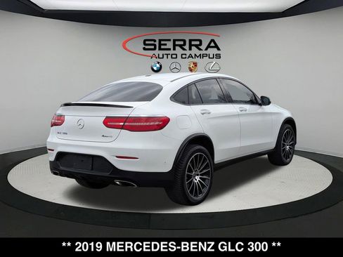 Used 2019 Mercedes-Benz GLC 300 4MATIC Coupe image 3