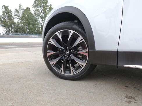 Certified 2024 MAZDA CX-90 Plug-In Hybrid w/ Premium Plus AWD/4WD image 10