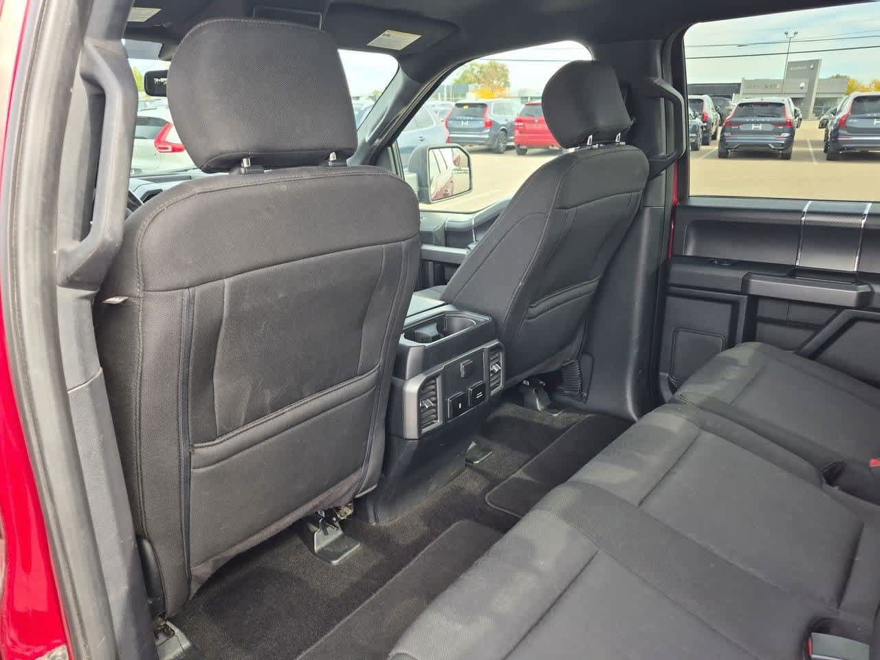 Used 2019 Ford F150 XLT w/ Equipment Group 302A Luxury AWD/4WD image 17