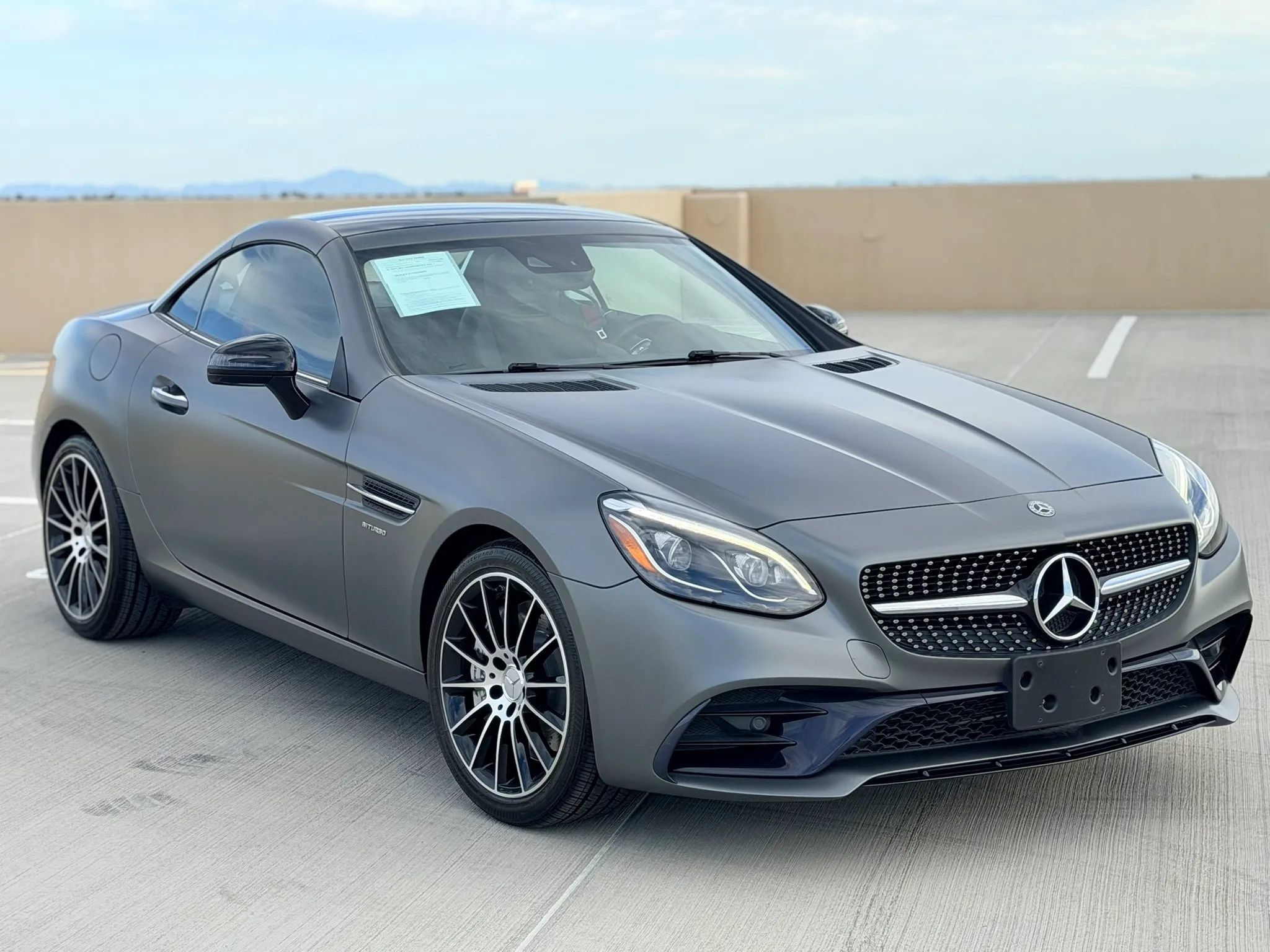 Used 2018 Mercedes-Benz SLC 43 AMG image 4