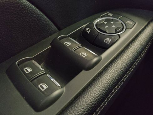 Used 2017 Ford Explorer Limited AWD/4WD image 27
