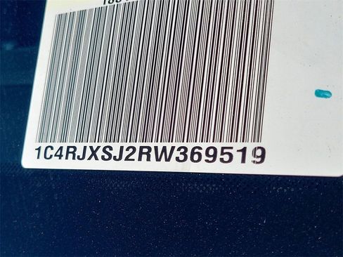 New 2024 Jeep Wrangler Unlimited Rubicon 392 image 7