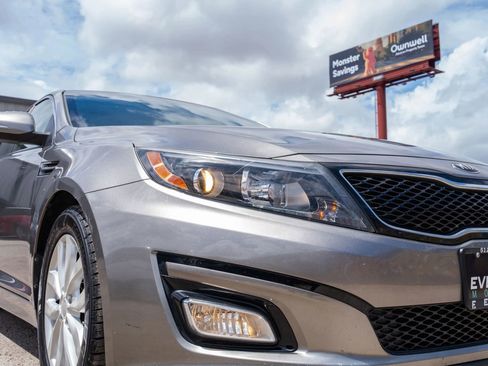 Used 2015 Kia Optima EX w/ EX Premium Package FWD image 16